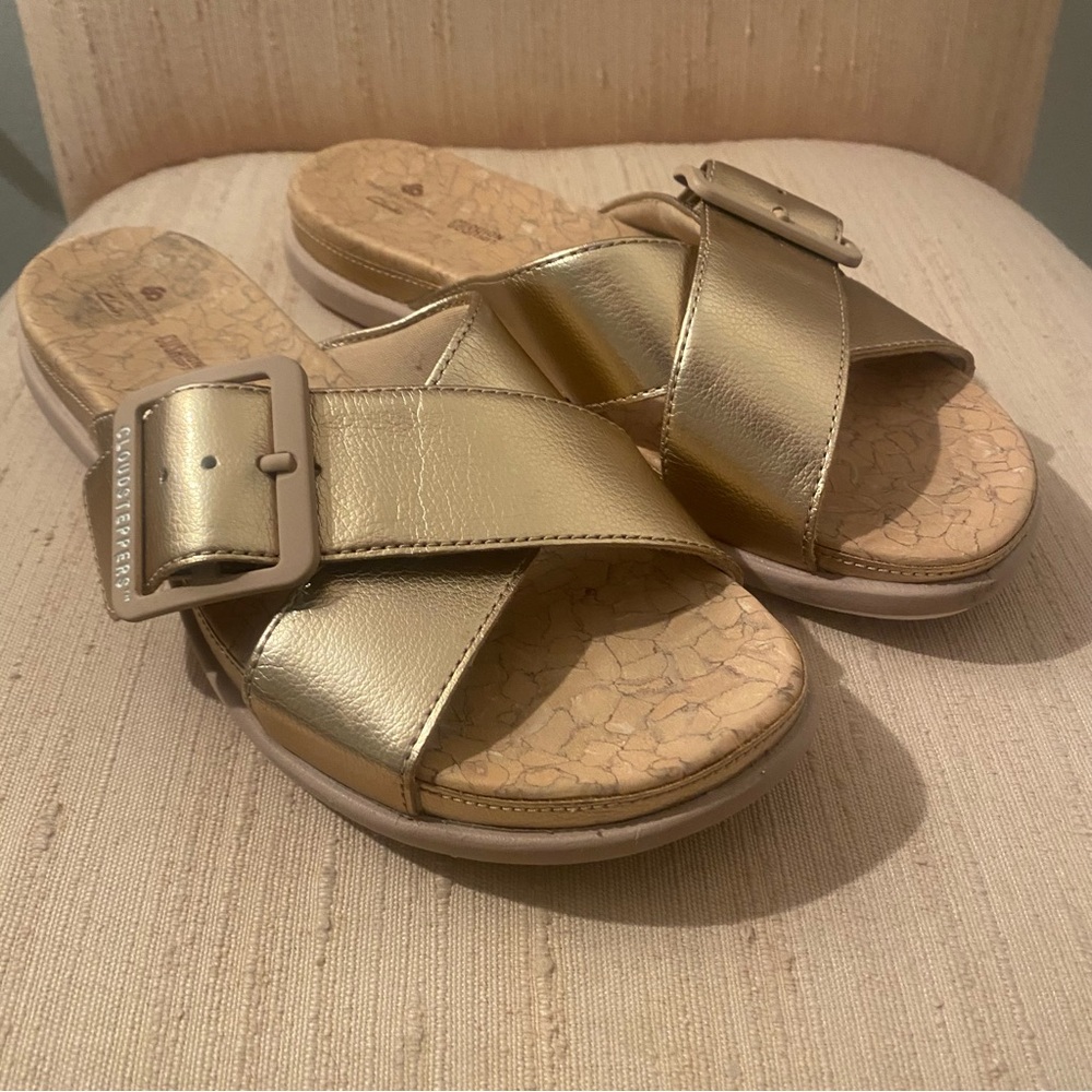 Gold slides size 6